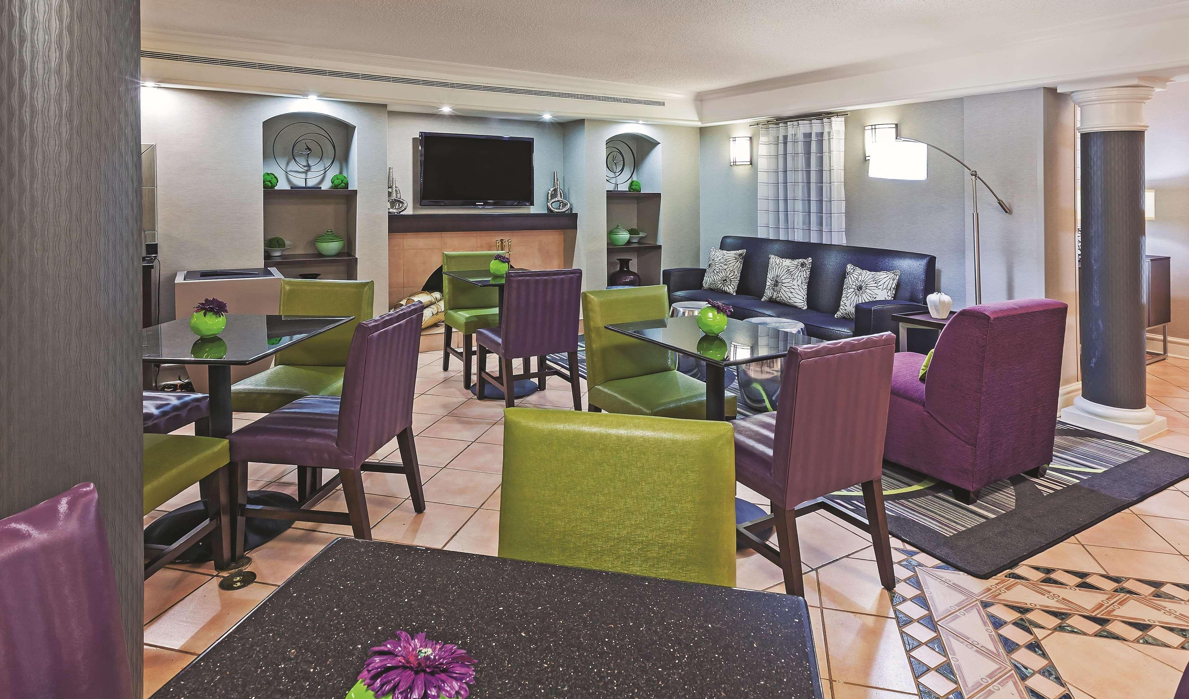 Travelodge By Wyndham Houston Cy-Fair Екстериор снимка